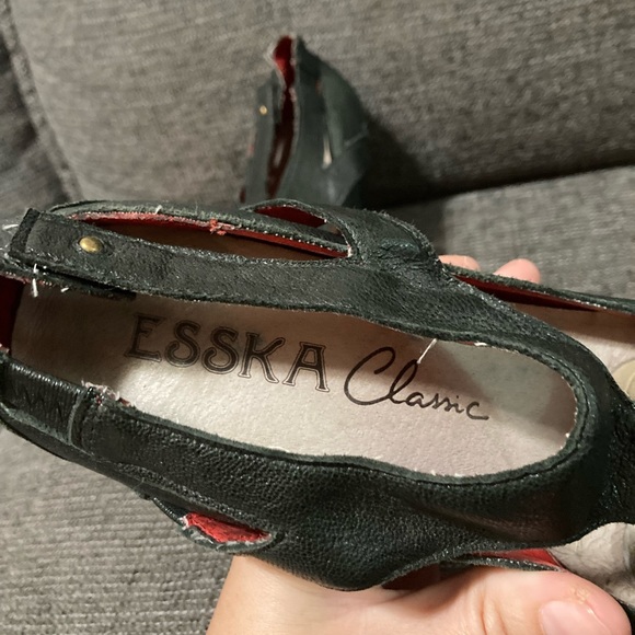 Esska classic black Mary Jane heels. Size 6.5. Good used condition. - Picture 6 of 7